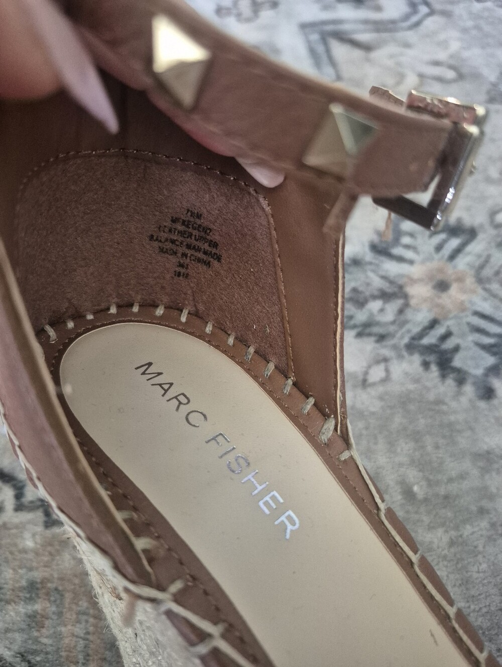 NWOT- Marc Fisher Leather Rockstud Wedge Sandals - Picture 7 of 12